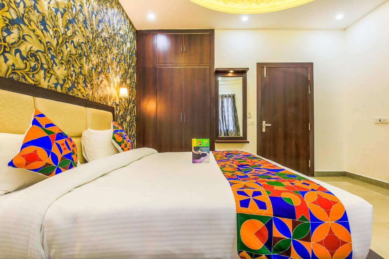 Fabhotel Star Of Taj Restobar Fatehabad Road آغْرا المظهر الخارجي الصورة