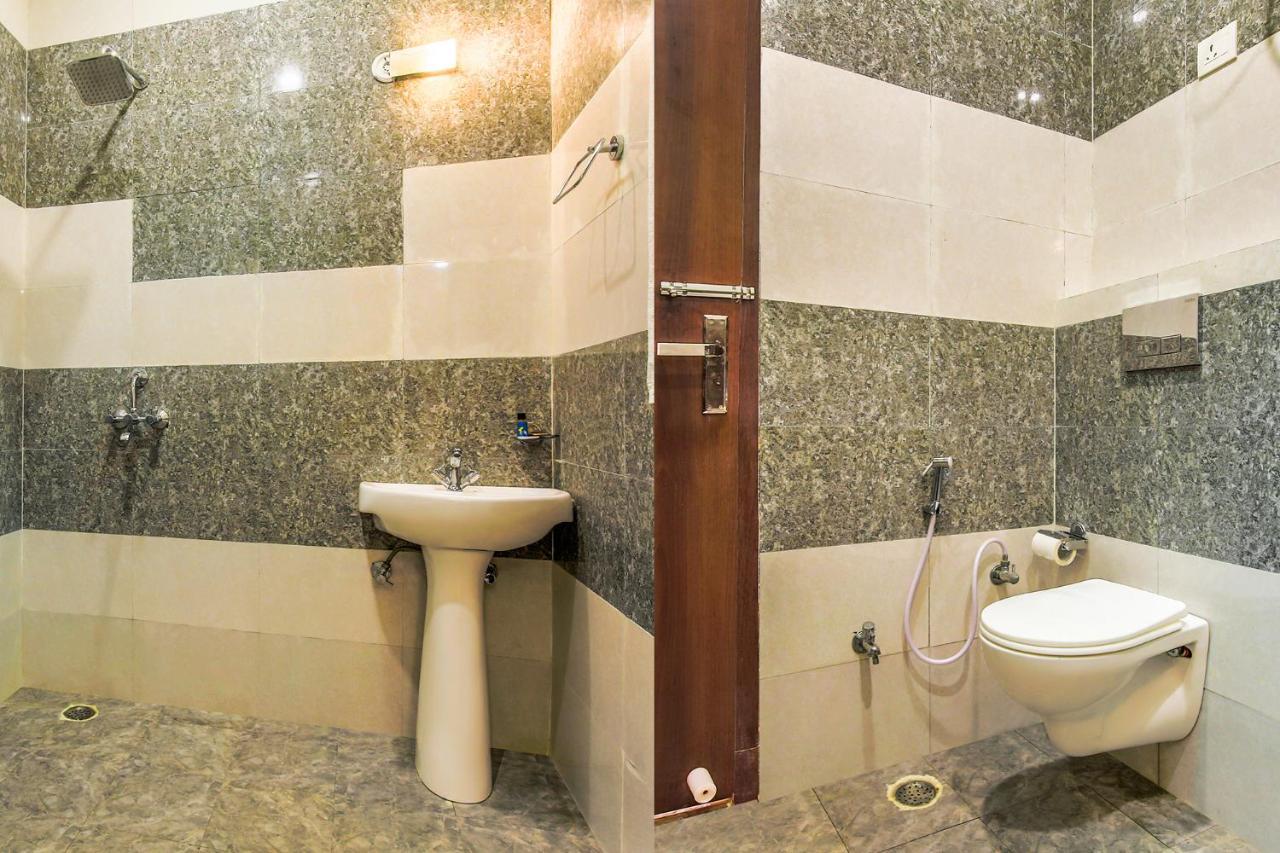 Fabhotel Star Of Taj Restobar Fatehabad Road آغْرا المظهر الخارجي الصورة