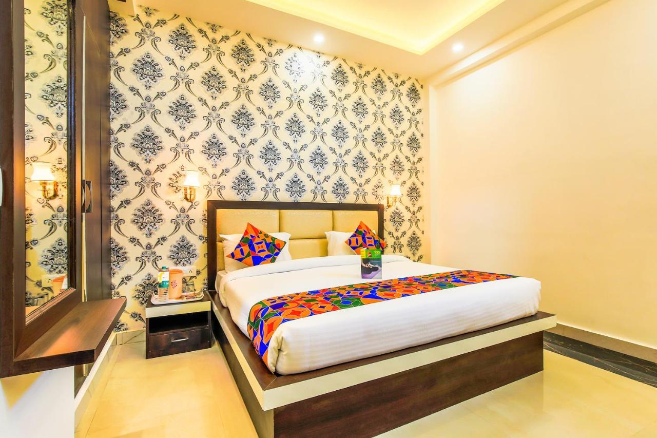 Fabhotel Star Of Taj Restobar Fatehabad Road آغْرا المظهر الخارجي الصورة