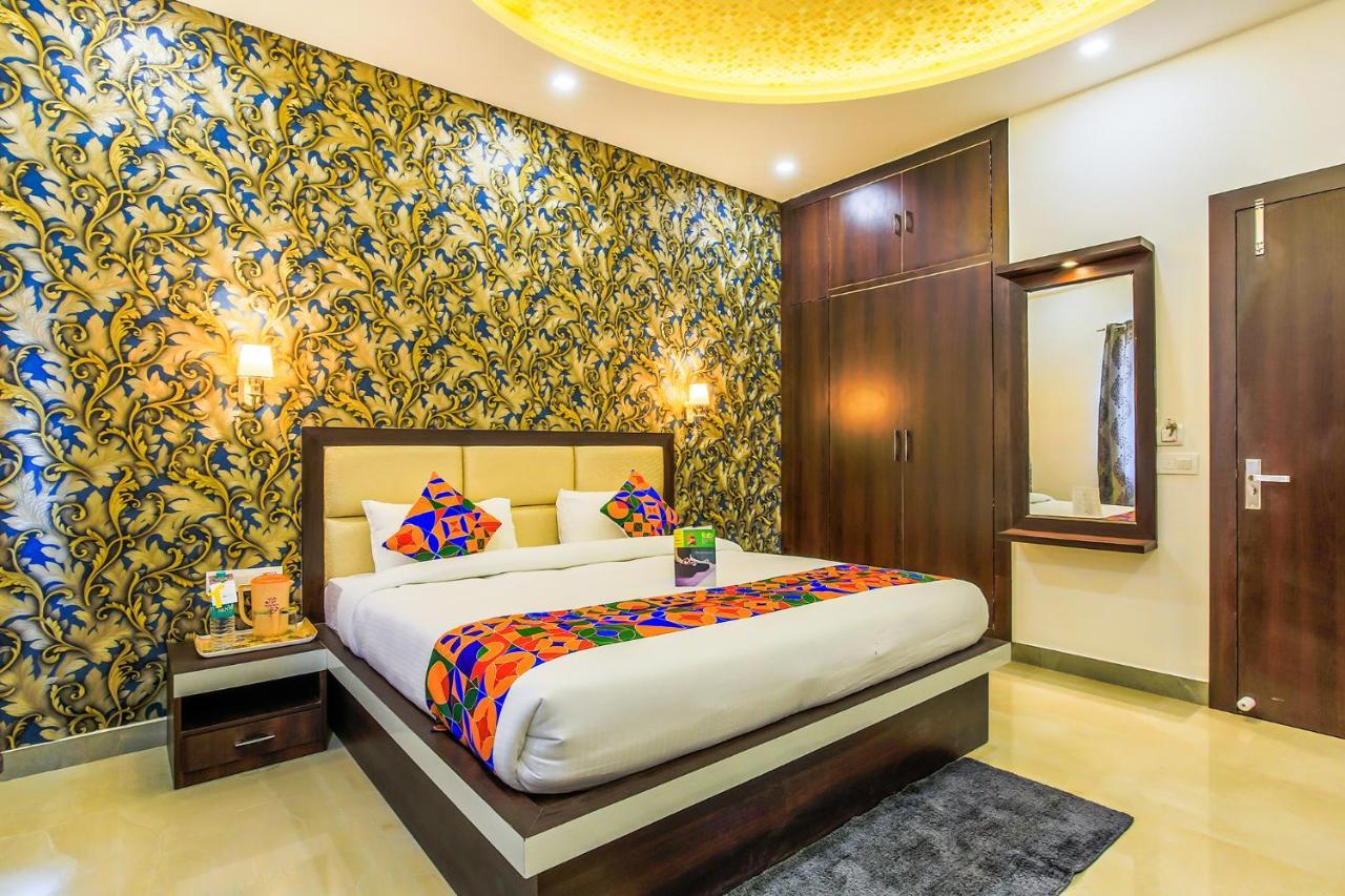 Fabhotel Star Of Taj Restobar Fatehabad Road آغْرا المظهر الخارجي الصورة