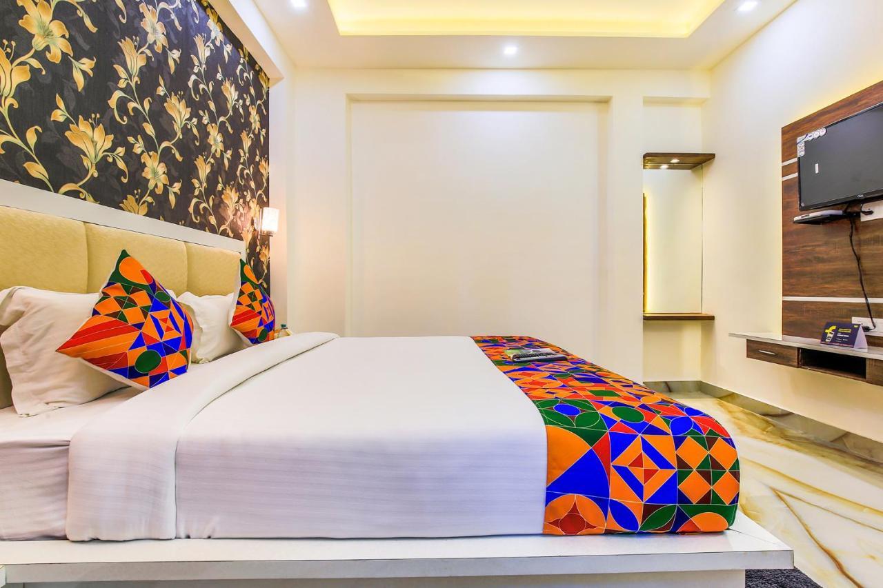 Fabhotel Star Of Taj Restobar Fatehabad Road آغْرا المظهر الخارجي الصورة