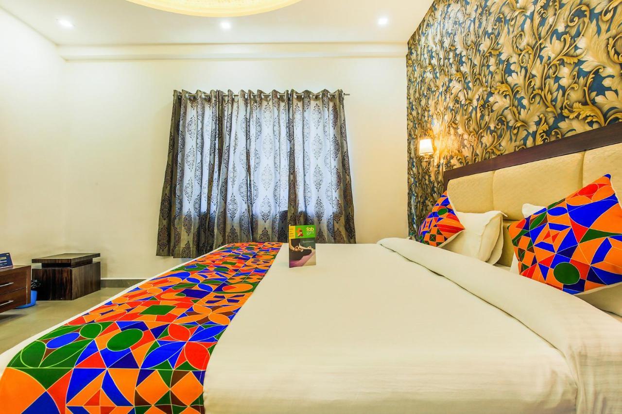 Fabhotel Star Of Taj Restobar Fatehabad Road آغْرا المظهر الخارجي الصورة